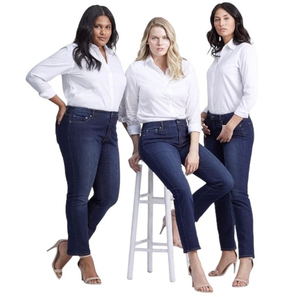 Lauren Ralph Lauren's NWT Straight Curvy Super Stretch Jeans Distressed 18x30 - Picture 14 of 14